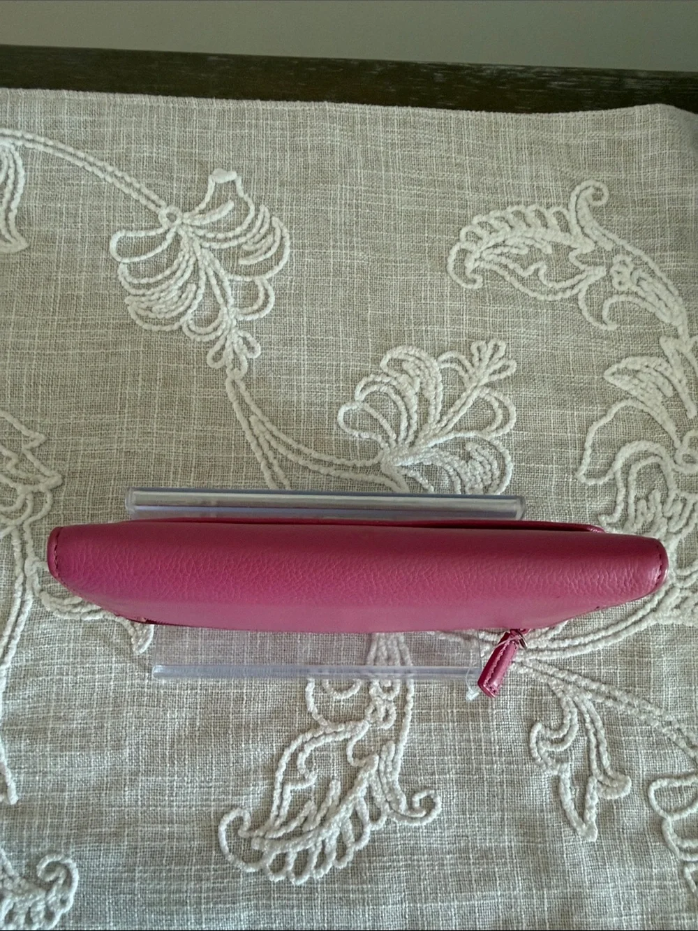 Dockers Fuchsia Pink Sofitel Pebbled Leather Checkbook Trifold Wallet